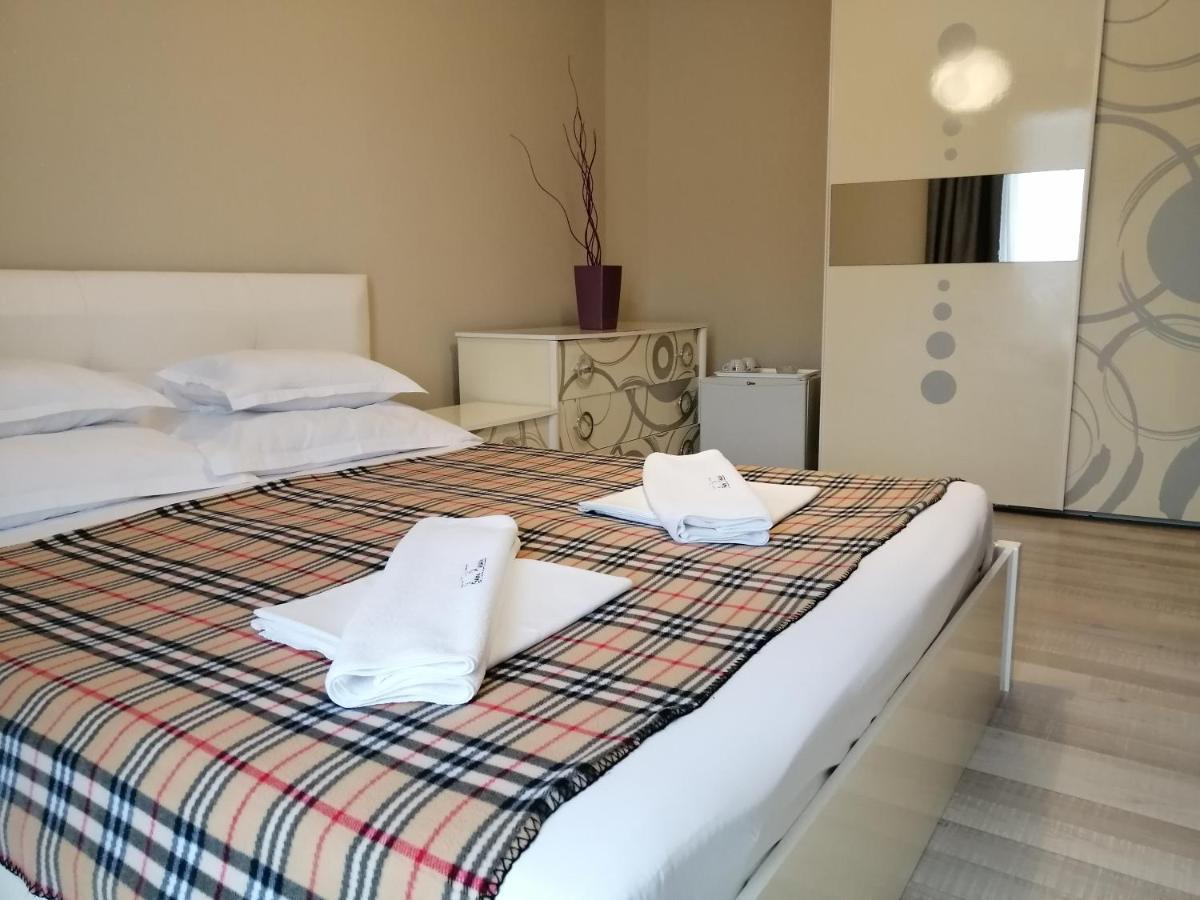 Apartments And Rooms Grand Palazzo 부드바 외부 사진
