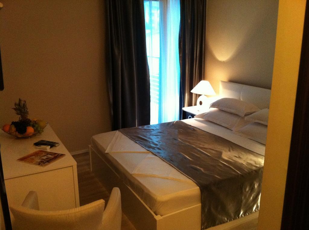 Apartments And Rooms Grand Palazzo 부드바 객실 사진