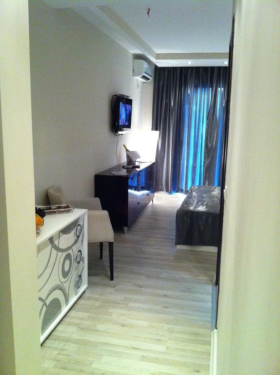 Apartments And Rooms Grand Palazzo 부드바 객실 사진