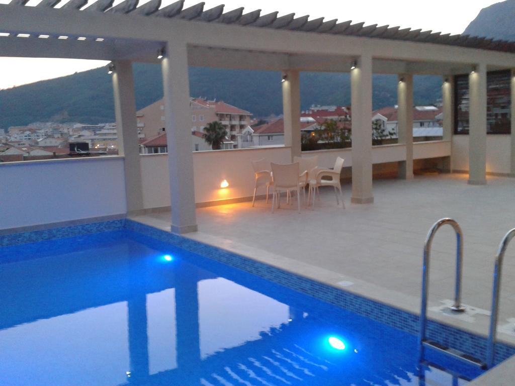Apartments And Rooms Grand Palazzo 부드바 객실 사진