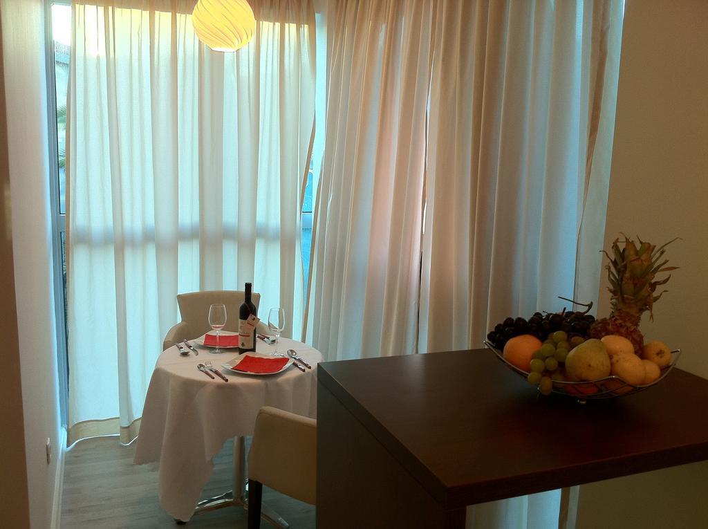 Apartments And Rooms Grand Palazzo 부드바 객실 사진