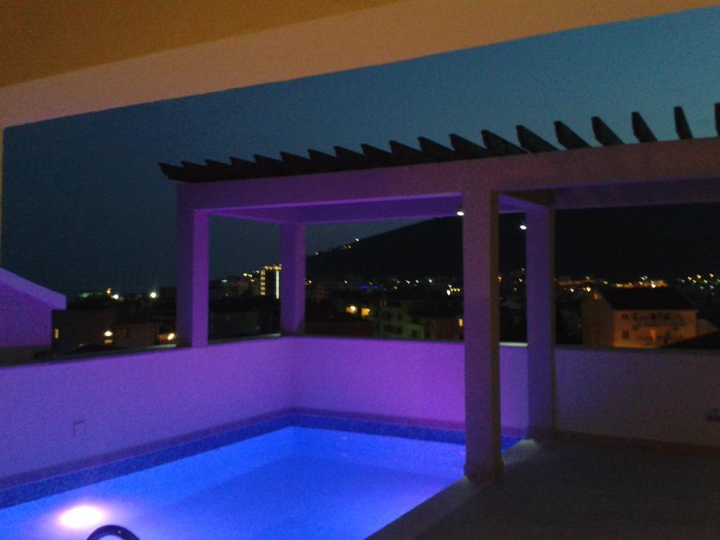 Apartments And Rooms Grand Palazzo 부드바 외부 사진