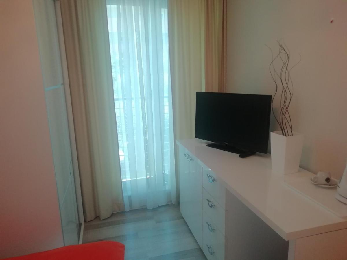 Apartments And Rooms Grand Palazzo 부드바 외부 사진